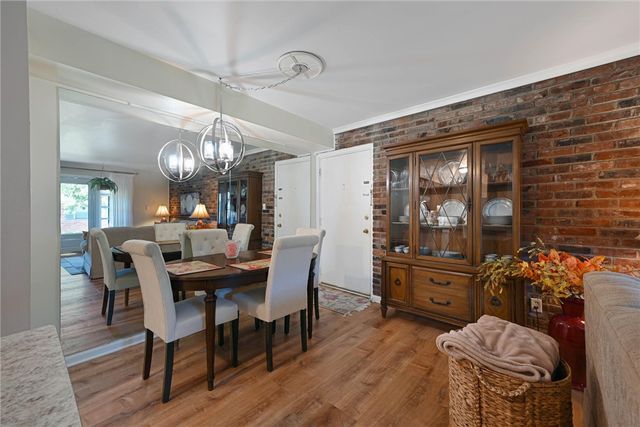 940 Margarite Dr K, Scott Twp, PA 15216