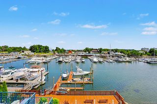 18 Shady Glen Court 403, New Rochelle, NY 10805