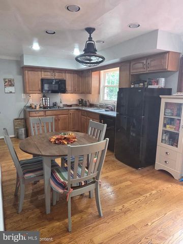 6901 HUNTSMAN BLVD, Springfield, VA 22153