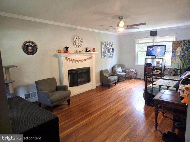 6901 HUNTSMAN BLVD, Springfield, VA 22153