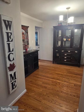 6901 HUNTSMAN BLVD, Springfield, VA 22153