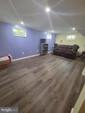 6901 HUNTSMAN BLVD, Springfield, VA 22153