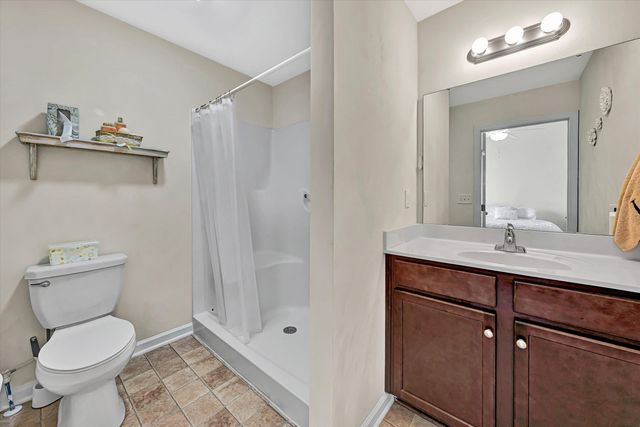 6802 Village Green DR, Roanoke, VA 24019