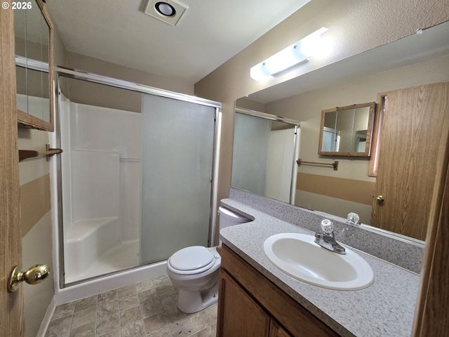 7007 Ne 142ND Ct, Vancouver, WA 98682