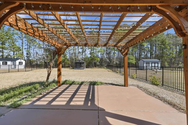 1476 Burriss Rd., Conway, SC 29526