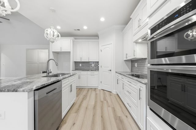 1476 Burriss Rd., Conway, SC 29526