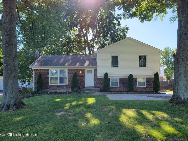 7008 S Watterson Trail, Louisville, KY 40291