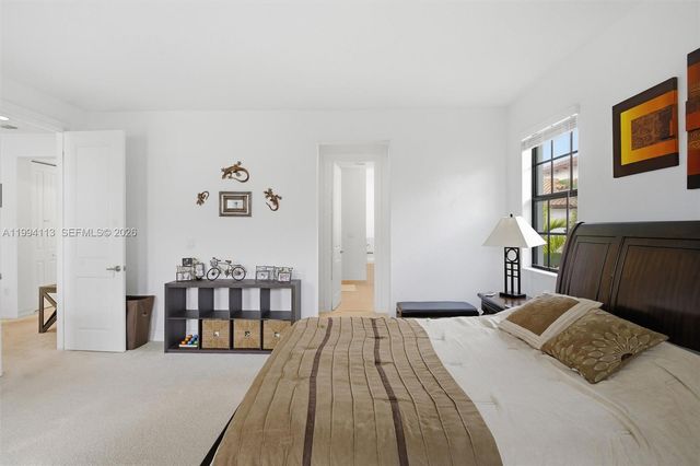 11652 SW 13th Ct, Pembroke Pines, FL 33025