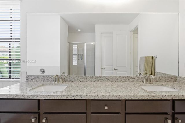 11652 SW 13th Ct, Pembroke Pines, FL 33025