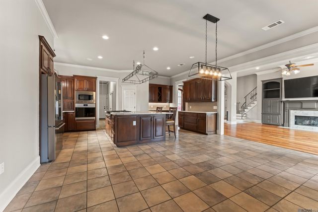 1424 St Albans, Baton Rouge, LA 70810