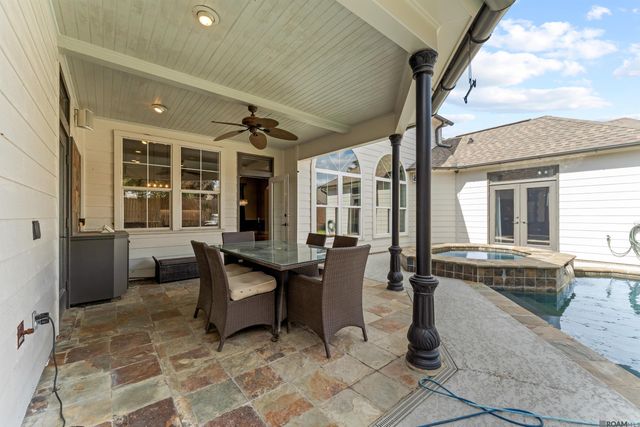 1424 St Albans, Baton Rouge, LA 70810