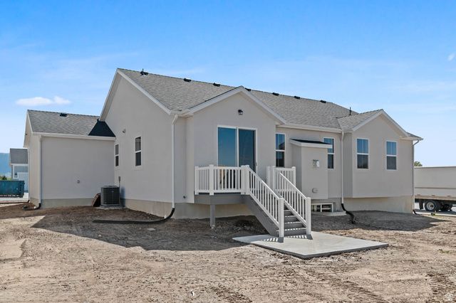 2366 S 1230 W, Syracuse, UT 84075