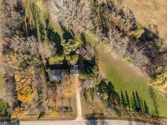 W3488 CENTER VALLEY ROAD, Appleton, WI 54913