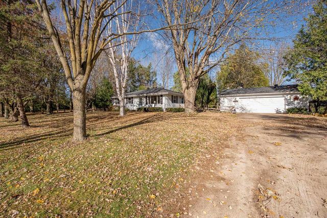 W3488 CENTER VALLEY ROAD, Appleton, WI 54913