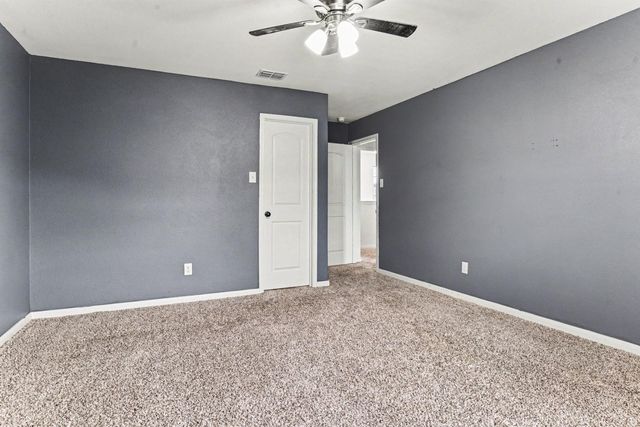 1947 Hollywood Drive, Seagoville, TX 75159