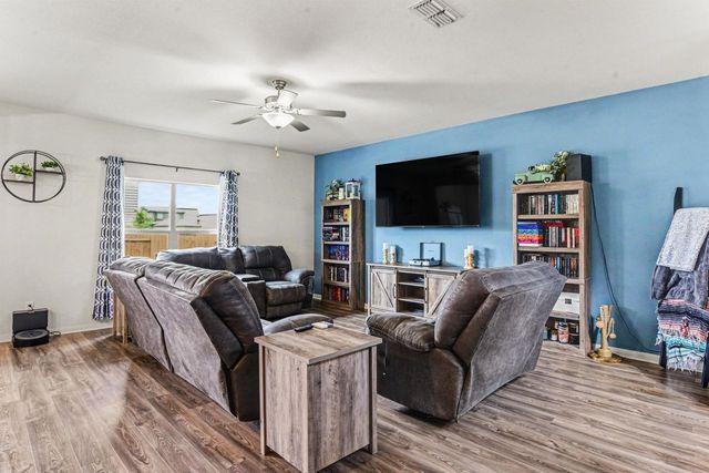1947 Hollywood Drive, Seagoville, TX 75159