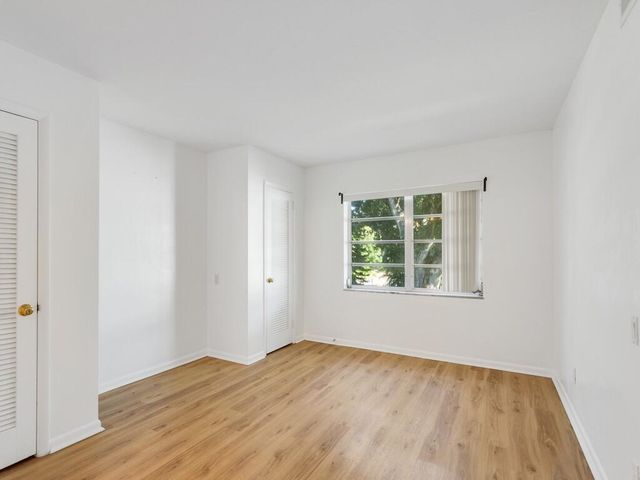 677 Royal Palm Boulevard 6, Vero Beach, FL 32960