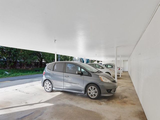 677 Royal Palm Boulevard 6, Vero Beach, FL 32960