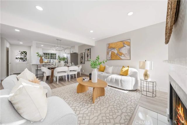 49 Thicket 36, Irvine, CA 92614