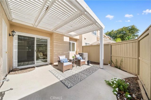 49 Thicket 36, Irvine, CA 92614