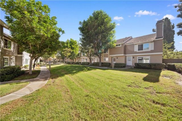 49 Thicket 36, Irvine, CA 92614