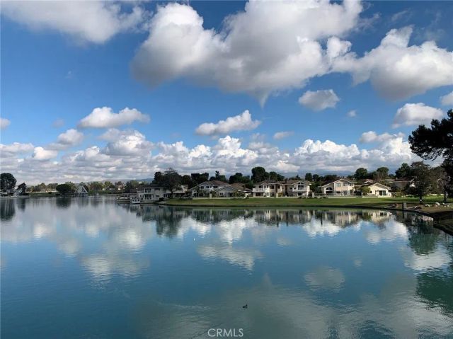 49 Thicket 36, Irvine, CA 92614