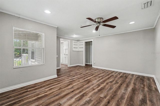 828 E 145TH AVENUE, Tampa, FL 33613