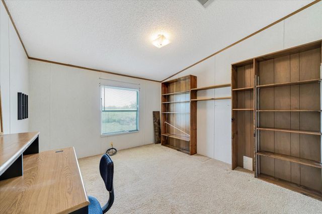 14858 Fm 1322, Luling, TX 78648