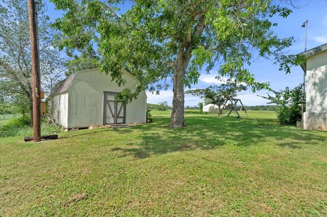 14858 Fm 1322, Luling, TX 78648