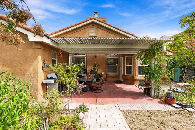 10319 Arroyo Crest Drive NW, Albuquerque, NM 87114