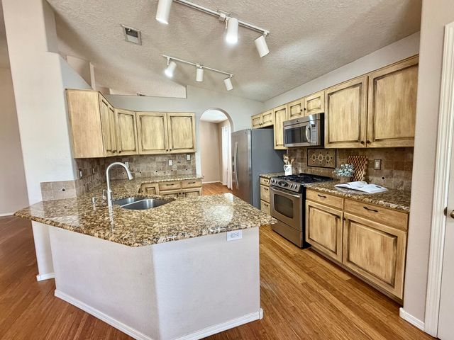 10319 Arroyo Crest Drive NW, Albuquerque, NM 87114