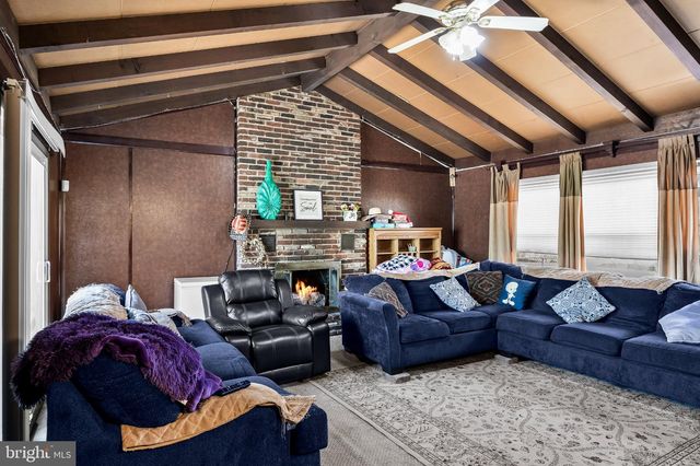 181 PAGEANT LN, Willingboro, NJ 08046