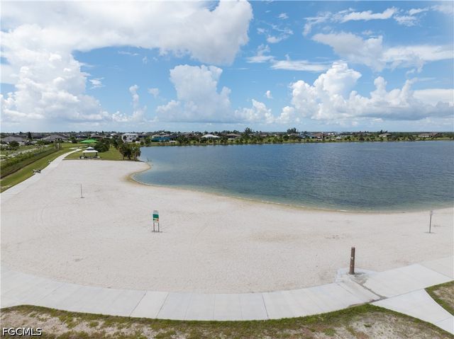 3835 NW 44th PL, Cape Coral, FL 33993