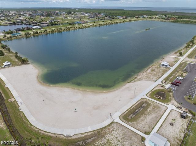 3835 NW 44th PL, Cape Coral, FL 33993
