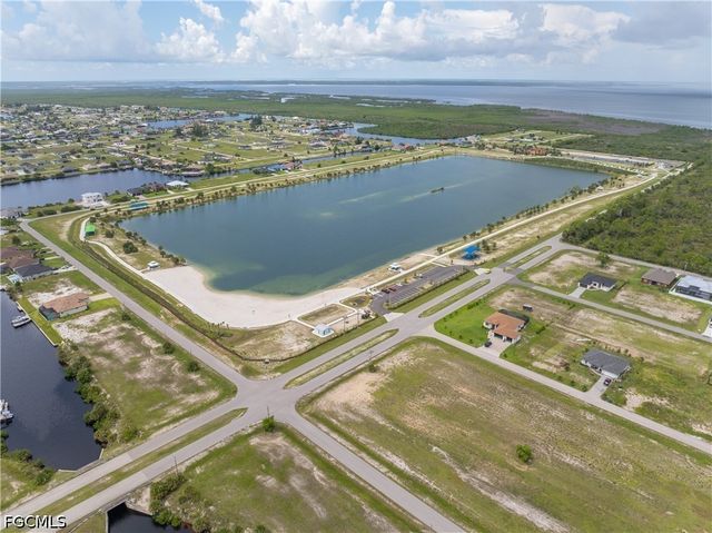 3835 NW 44th PL, Cape Coral, FL 33993