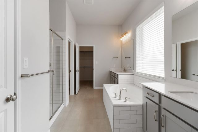 160 Rita Blanca BND, Bastrop, TX 78602