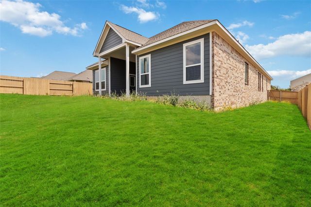 160 Rita Blanca BND, Bastrop, TX 78602