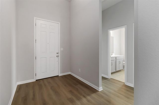 160 Rita Blanca BND, Bastrop, TX 78602