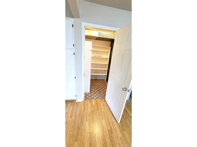 315 W 5th St, Julesburg, CO 80737