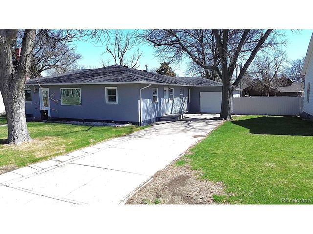315 W 5th St, Julesburg, CO 80737
