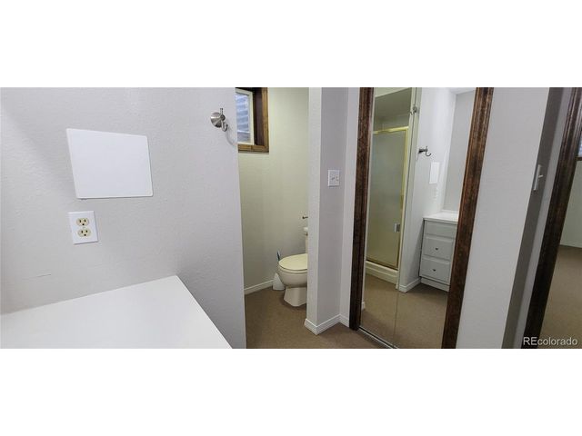 315 W 5th St, Julesburg, CO 80737