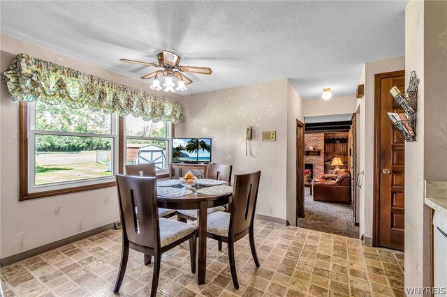 360 Forest Drive, West Seneca, NY 14224