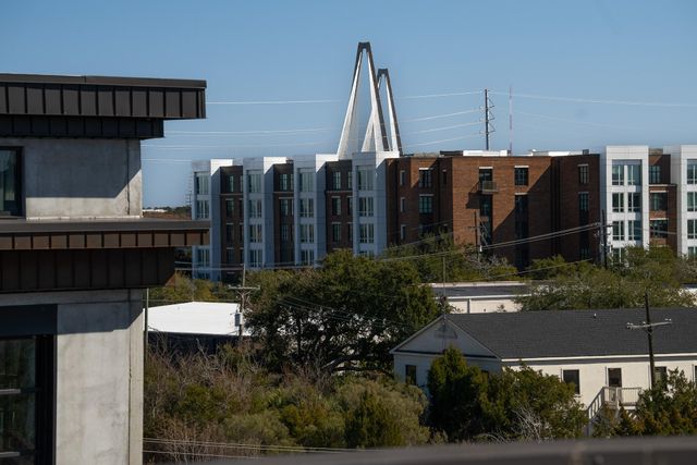 1 Cool Blow Street Apt 325, Charleston, SC 29403