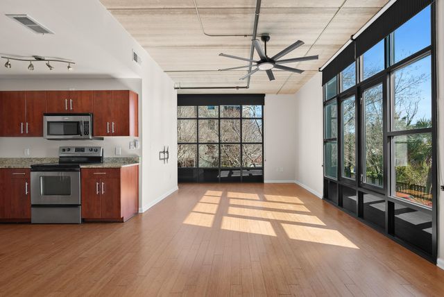 1 Cool Blow Street Apt 325, Charleston, SC 29403