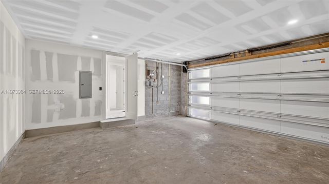 4652 SW 32ND AVE B2, Dania Beach, FL 33312