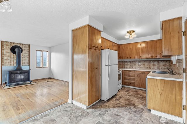 3303 Olympia Way, Longview, WA 98632