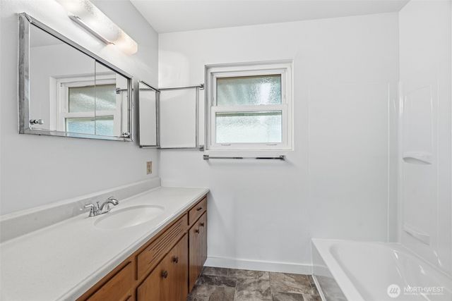 3303 Olympia Way, Longview, WA 98632