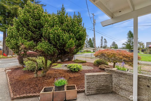 3303 Olympia Way, Longview, WA 98632