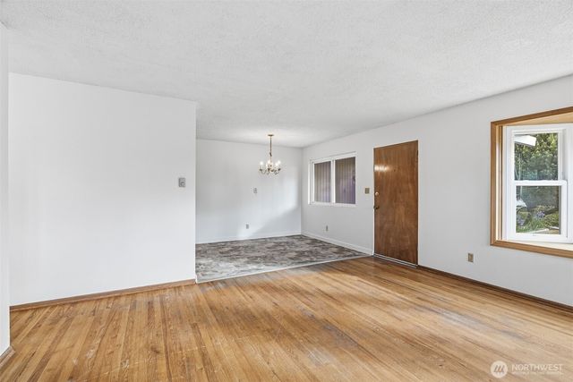 3303 Olympia Way, Longview, WA 98632