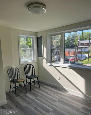 2805 HILLCREST PKWY, Temple Hills, MD 20748